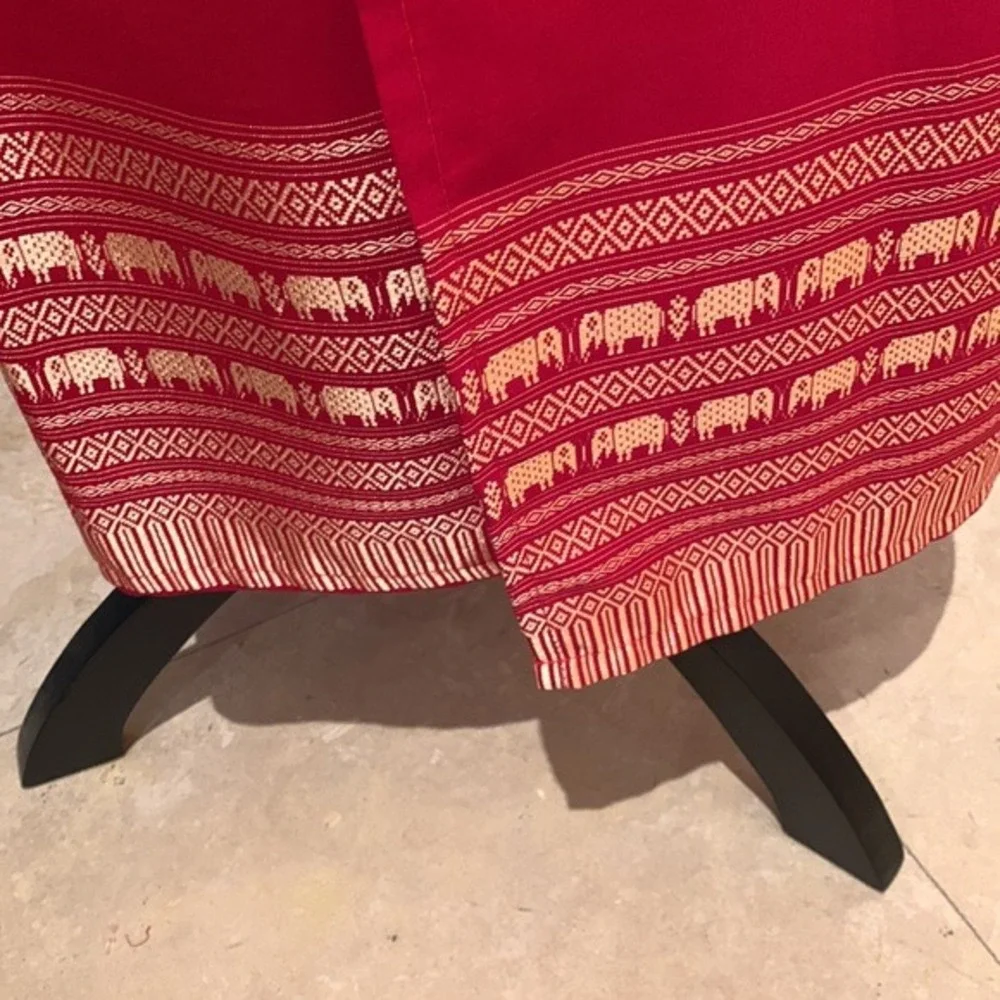 T.U.K.S NWOT.Red-Gold 2-PC.XL. THAI. Top/Skirt Gold elephant design on hem‎